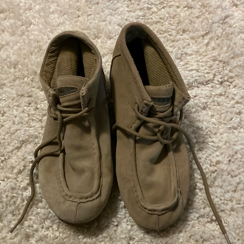 Women’s roper shoes